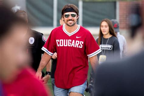 Gardner Minshew returns to Washington State amid much fanfare ahead of ...