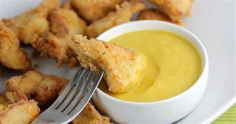 Chicken Nuggets with Peanut Dipping Sauce