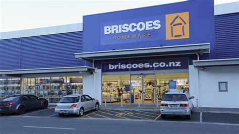 Briscoes customer waits five hours on hold to cancel order - then takes action - NZ Herald