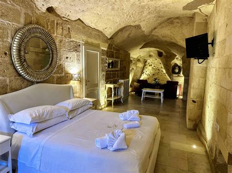 6 Best Matera, Italy Cave Hotels + 9 Things to Know Before You Book ...