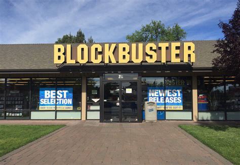 8 Reasons Why Blockbuster Failed & Filed for Bankruptcy