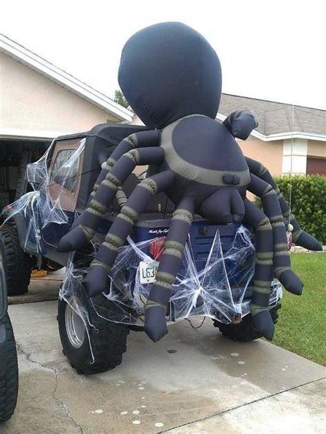 Turn your Jeep into a spiders nest for Halloween. | Fun halloween decor ...