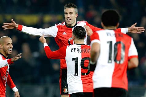 Feyenoord vs PSV Eindhoven FREE: Live stream, TV channel, team news and kick-off time for ...