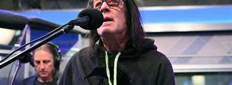 Todd Rundgren Talks CLEARLY HUMAN Tour on the RHINO PODCAST | Rhino