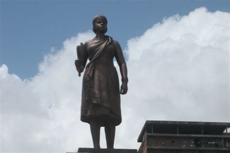 Queen Nzinga of Ndongo and Matamba Statue - WWP