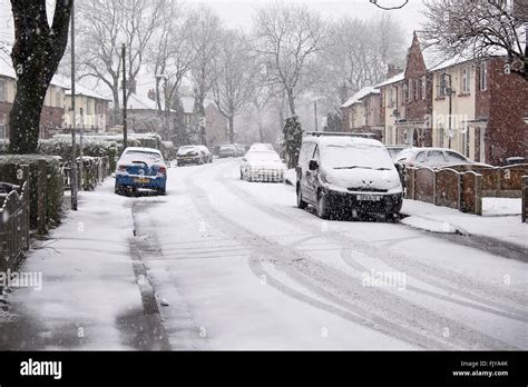 Bolton, Greater Manchester,Uk. March 4th, 2016. UK Weather: Hunger Hill ...