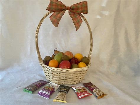 Big Fruit Basket For your loved ones - Sue's Gift Basket