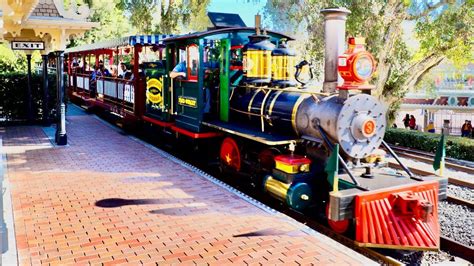 Disneyland Railroad 2022 Complete Ride Experience in 4K | Disneyland ...