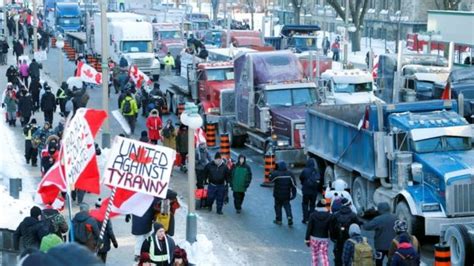 Freedom Convoy: Truckers cause chaos in Ottawa after second day of ...