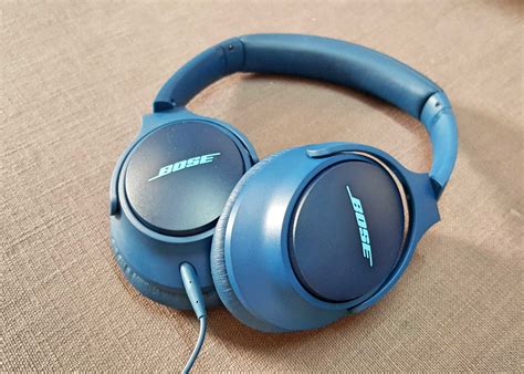 Review: Bose SoundTrue around-ear headphones II | Windows Central