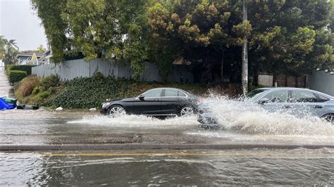 Historic rain overwhelms San Diego causing severe flooding - Axios San Diego