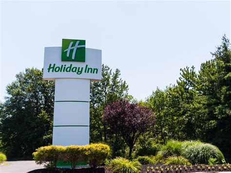 Pet-Friendly Hotels In Swedesboro, NJ | Holiday Inn Philadelphia South-Swedesboro