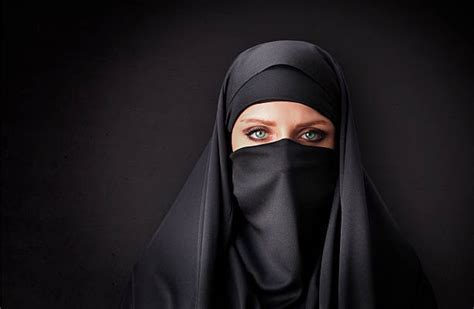 Burka Stock Photos, Pictures & Royalty-Free Images - iStock