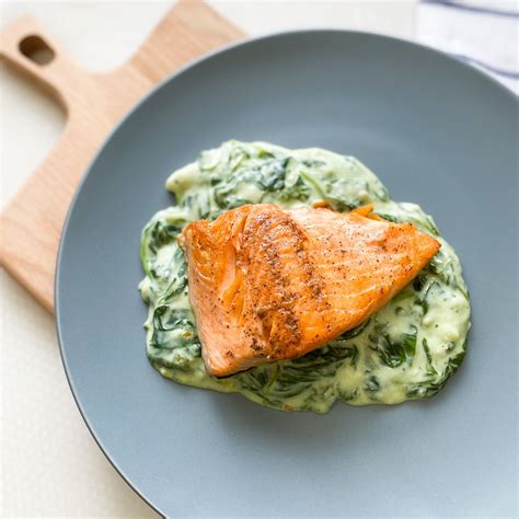 Salmon with creamy spinach | Recipe | Kitchen Stories