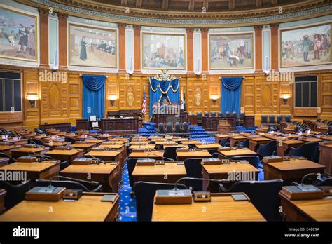 Massachusetts state house, interior hi-res stock photography and images - Alamy