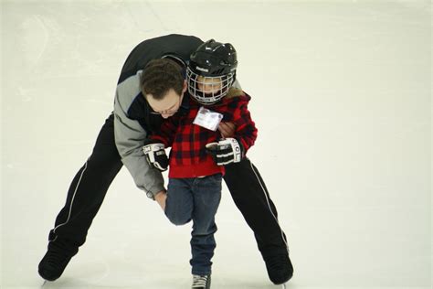 Images Gratuites : la glace, enfant, activité, patin à glace, sport d'hiver, des sports ...