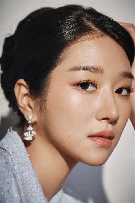 All The Beauty Trends We Spotted On 'It's Okay To Not Be Okay's' Seo Yea-Ji So Far | Metro.Style