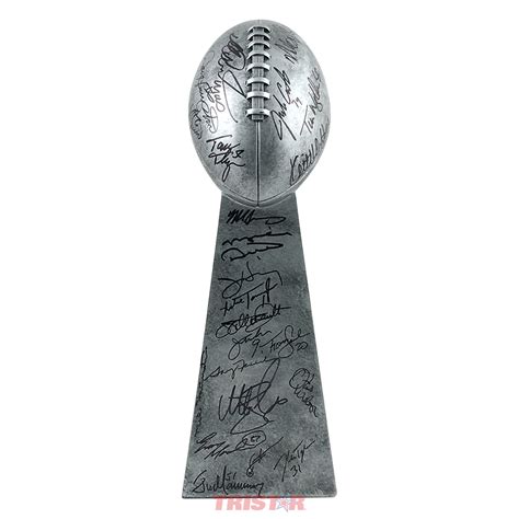 Chicago Bears Super Bowl XX Team Autographed Lombardi Trophy with 28 ...