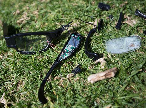 Photojojo HD Spy Camera Glasses (NOTCOT)