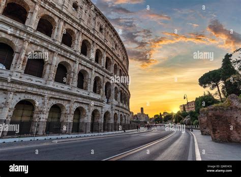 Rome Italy, sunset city skyline at Rome Colosseum Stock Photo - Alamy