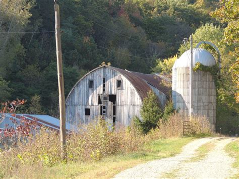 Barn & Silo | Farm yard, Country barns, Farms living