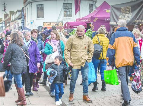 Supply-chain delays see Stratford consumers advised to start Christmas shopping in plenty of time