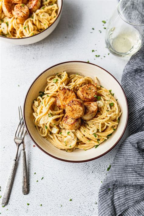 Creamy Garlic Pasta with Pan Seared Scallops | Fork in the Kitchen