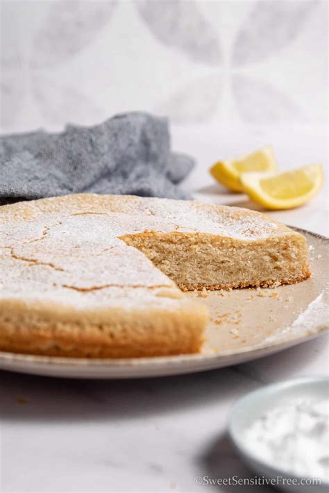 Soft Gluten free Sponge Cake (Vegan)