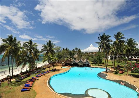 Hotel The Reef Hotel Mombasa, Keňa Mombasa - 1 003 € (̶4̶ ̶3̶0̶4̶ €) Invia