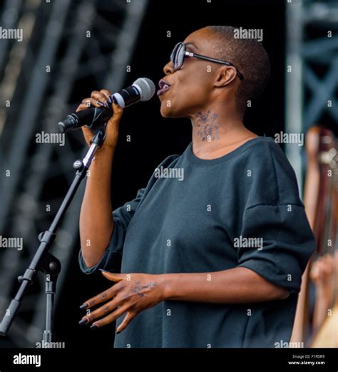 Laura Mvula Live at Victorious Festival 2015 Stock Photo - Alamy