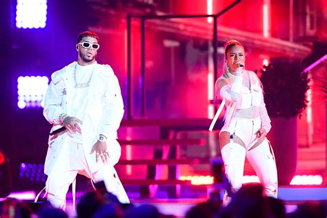 Karol G & Anuel AA Reunite On Stage For First Time Since Breakup: See Photos - NewsOpener