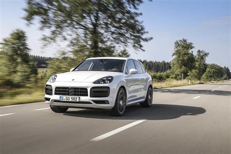 Así es el Porsche Cayenne Turbo S E-Hybrid, un SUV híbrido enchufable ...