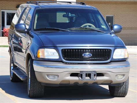 1997-2002 Ford Expedition Repair Help: Learn How to Fix It Yourself.