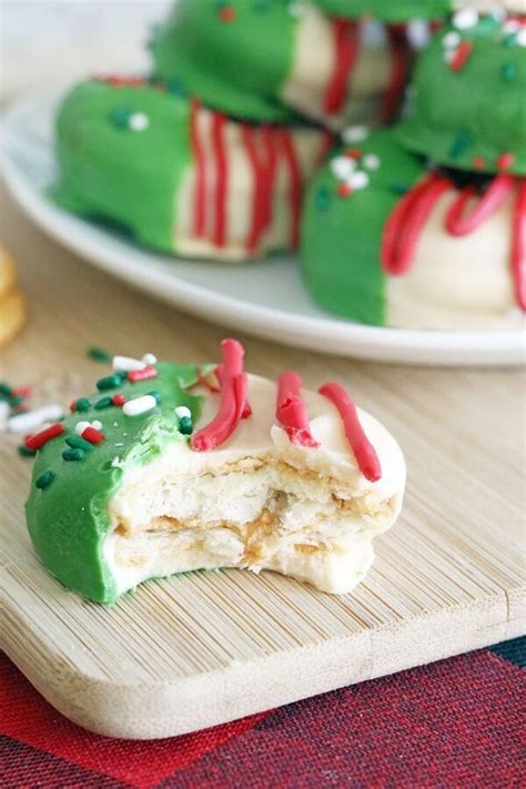 No Bake Christmas Ritz Cracker Cookies - Passion For Savings