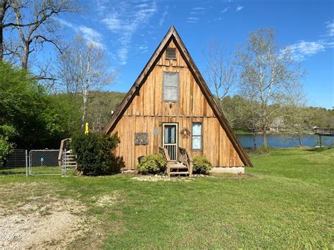 Hardy Lakefront Aframe Cabin + Kayak (1 pet ok) - Cabins for Rent in Hardy, Arkansas, United ...