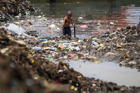 Contoh Aktivitas Manusia yang Menyebabkan Terjadinya Polusi Air Halaman all - Kompas.com