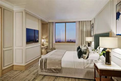 Book Jumeirah Carlton Tower London | UK with VIP benefits