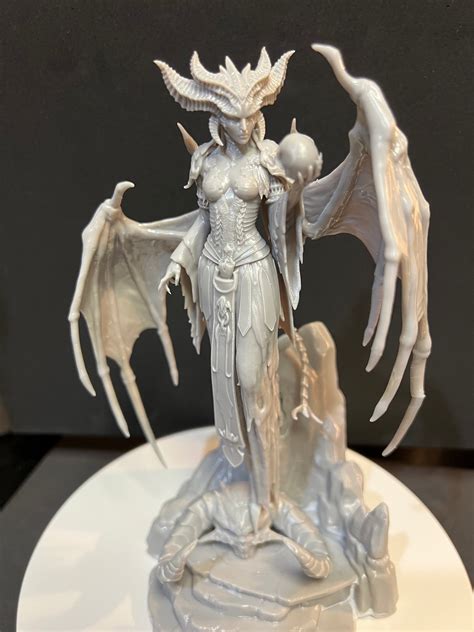 Lilith Diablo 4 Statue - Etsy UK