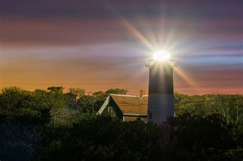 10 Tips and Techniques for Photographing Lighthouses at Night | B&H eXplora