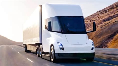 2023 Tesla Semi electric truck reservations paused, as specs fall short - Drive