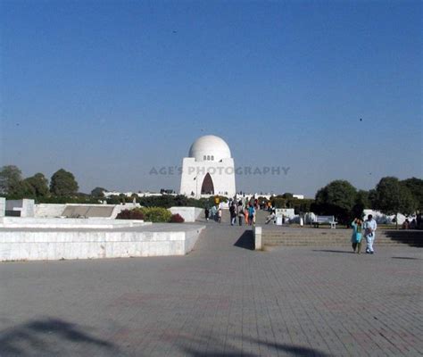 Photo - Tomb of Muhammad Ali Jinnah by Omer Hafeez (Karachi) | Pak101.com