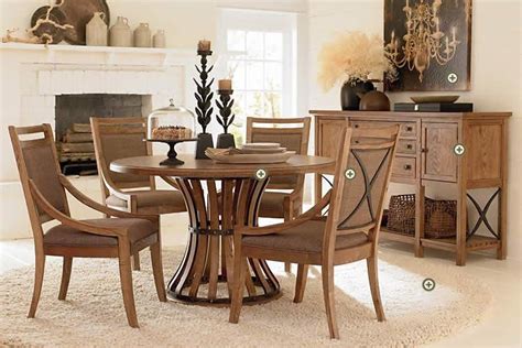Dining table and chairs Bassett Furniture | Round dining table, Round dining room, Dining room ...