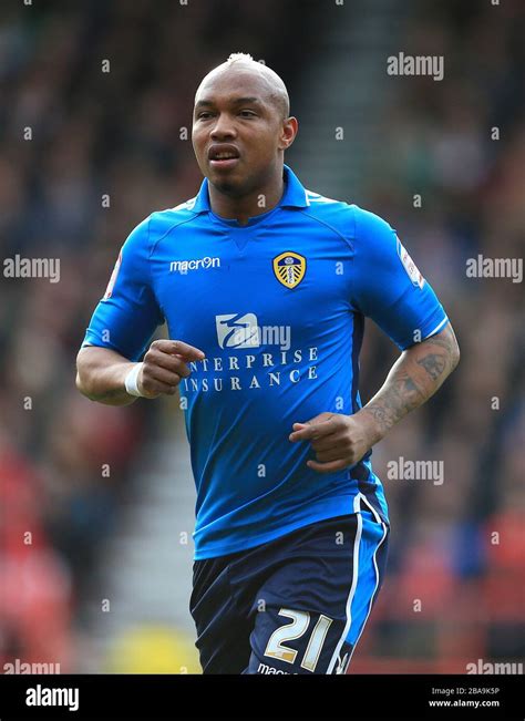 Leeds United's El-Hadji Diouf Stock Photo - Alamy