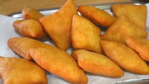 Easiest 4 Ingredient Mandazi| Kenyan Mandazi Recipe on a Budget