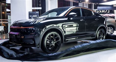 Lynk & Co 05 Limited Edition Stands Out While Looking Stealthy | Carscoops