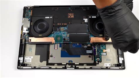 🛠️ Dell XPS 17 9710 - disassembly and upgrade options - YouTube