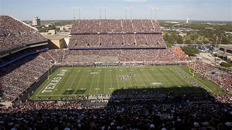 Texas A&M football stadium could become bigger than the Longhorns' - SBNation.com