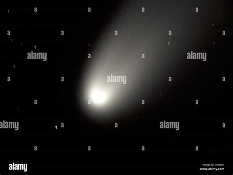 Hale bopp comet orbit hi-res stock photography and images - Alamy