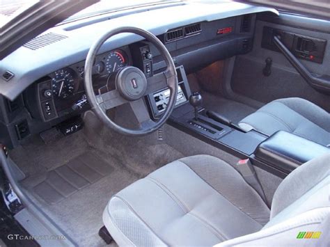 Gray Interior 1985 Chevrolet Camaro IROC-Z Photo #44741379 | GTCarLot.com