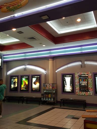 Movie Theater «Regal Cinemas Oakwood 18», reviews and photos, 2800 ...